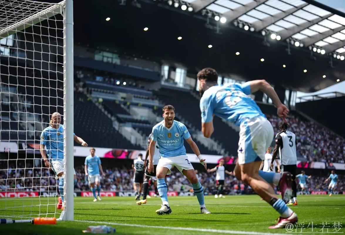 离开曼城迎来巅峰！25岁小蜘蛛48场轰31球 点射双响成超巨