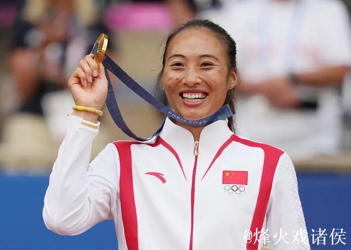 郑钦文荣膺2026年度WTA最受球迷喜爱单打球员 郑钦文荣膺2026年度WTA最受球迷喜爱单打球员